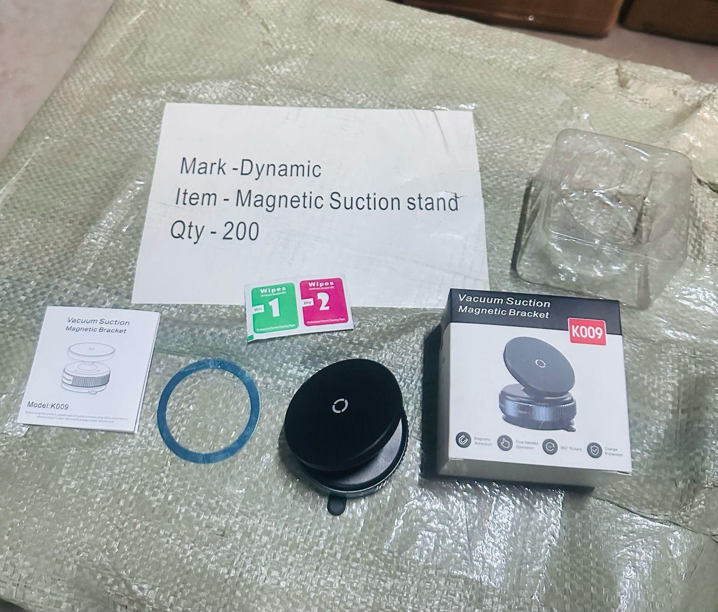 MagnaGrip™ 360° Magnetic Suction Phone Holder – Foldable & Retractable